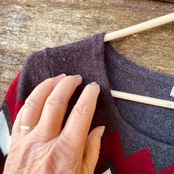 Sandra Darren size M Aztec print sweater dress. - Picture 6 of 8